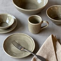 Dutch Rose Plate 21,5 cm Olive-1
